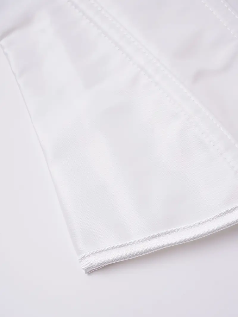 materiał białego elastycznego gorsetu